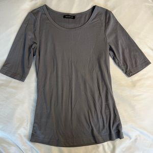 Grey Basic Tee w/Elbow-length Sleeves